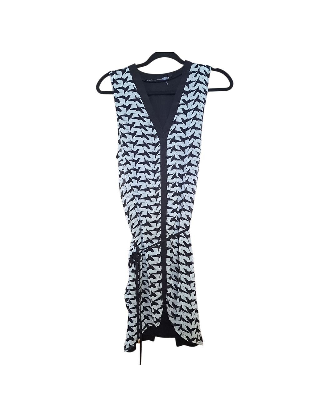 🇨🇦 MELISSA NEPTON Black and White Geometric Mini Dress Size L